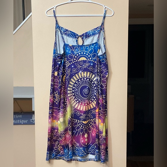 Summer dress, large - Picture 2 of 3